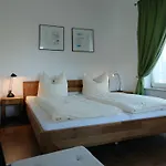 J Strandstr 28-30b