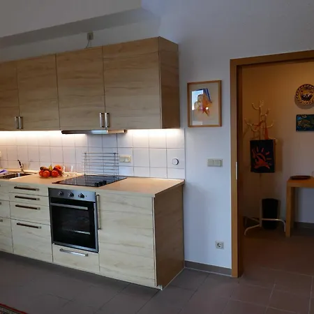 J Strandstr 28-30b Apartmán