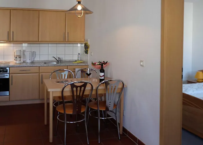 J Strandstr 28-30b Apartmán *