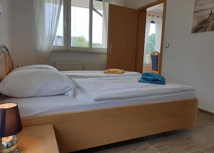 J Strandstr 28-30b Apartmán
